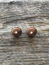 Load image into Gallery viewer, Nya Natural Concho Medium Earring
